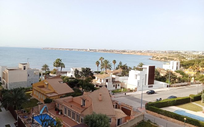 Revente - Appartement -
Torrevieja - Punta Prima