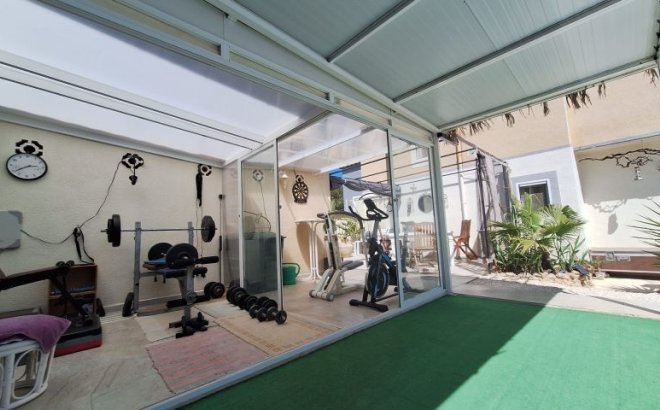 Revente - Villa -
Orihuela Costa - Costa Blanca