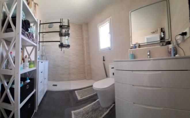 Revente - Villa -
Orihuela Costa - Costa Blanca