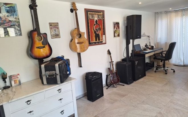 Revente - Villa -
Orihuela Costa - Costa Blanca