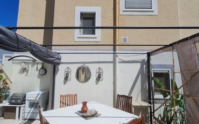 Revente - Villa -
Orihuela Costa - Costa Blanca