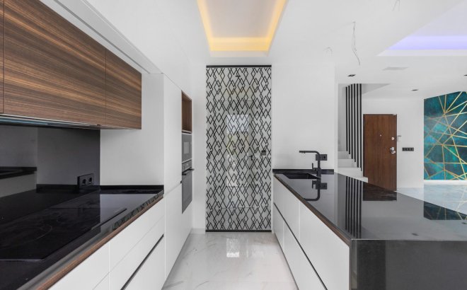 Revente - Villa -
Torrevieja - Torreta Florida