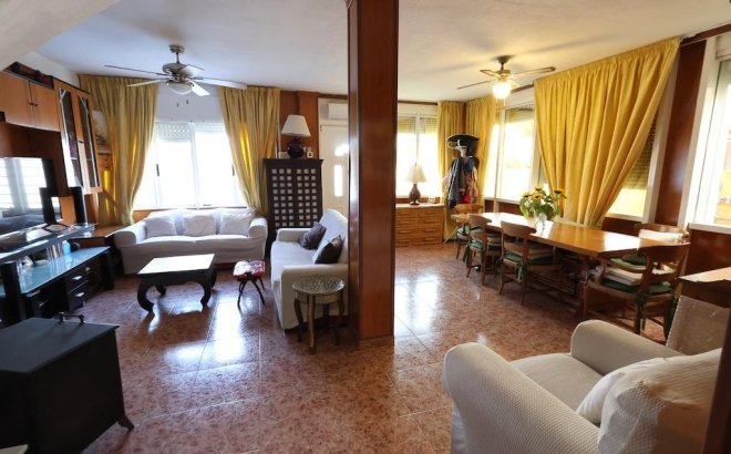 Resale - Town House -
Torrevieja - Costa Blanca