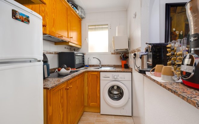 Revente - Appartement -
Torrevieja - Estacion De Autobuses