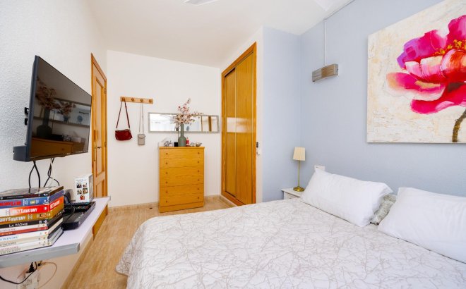 Revente - Appartement -
Torrevieja - Estacion De Autobuses