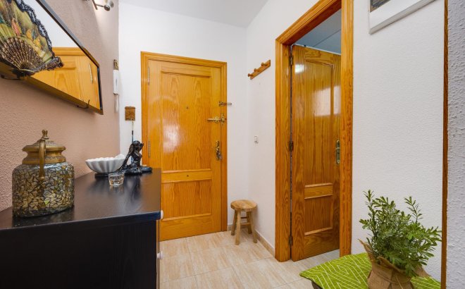 Revente - Appartement -
Torrevieja - Estacion De Autobuses