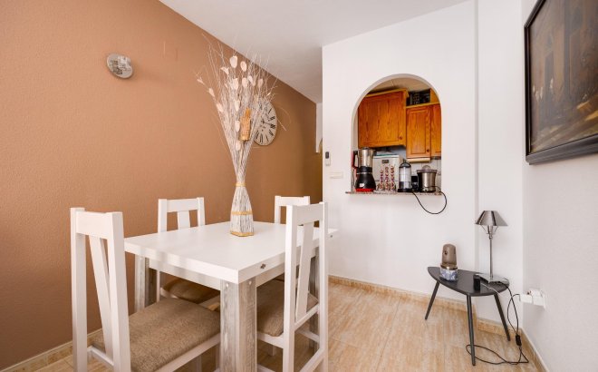 Revente - Appartement -
Torrevieja - Estacion De Autobuses