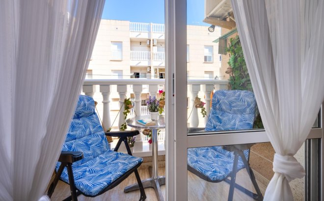 Revente - Appartement -
Torrevieja - Estacion De Autobuses