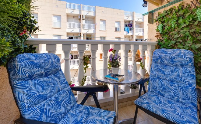 Revente - Appartement -
Torrevieja - Estacion De Autobuses