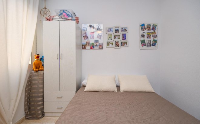 Revente - Appartement -
Torrevieja - Estacion De Autobuses