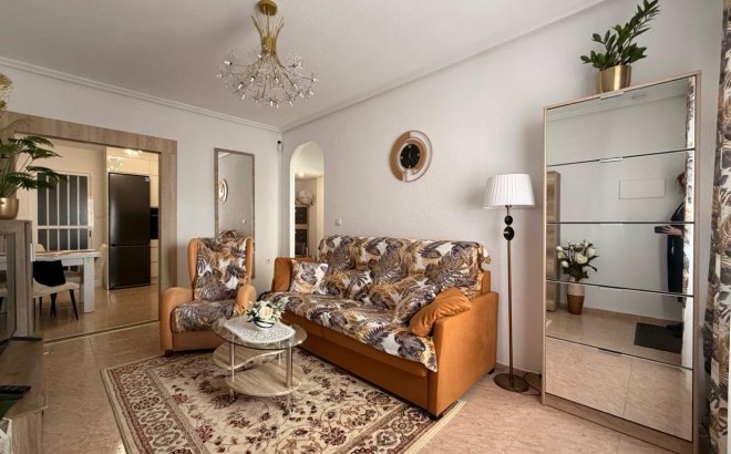 Resale - Apartment -
Torrevieja - Nueva Torrevieja