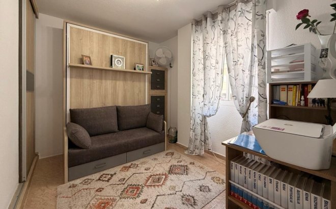 Resale - Apartment -
Torrevieja - Nueva Torrevieja