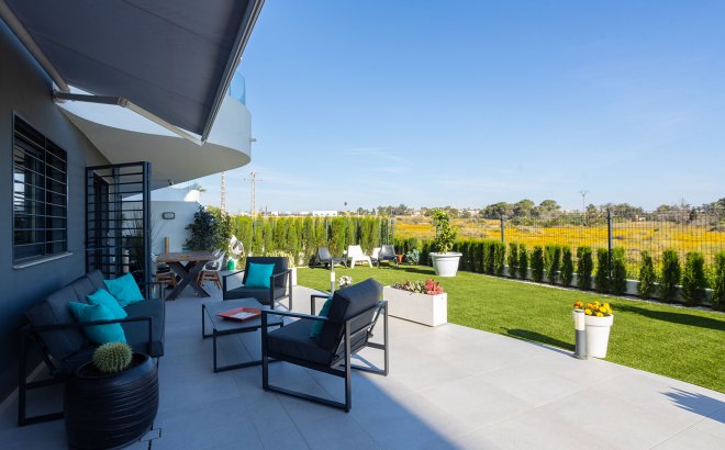 Resale - Apartment -
Torrevieja - Costa Blanca