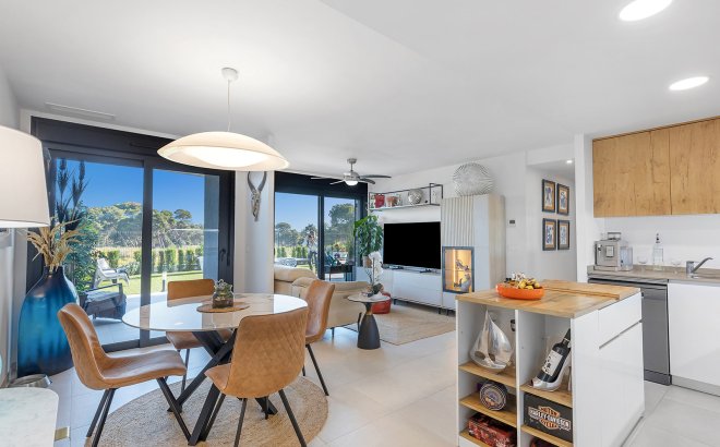 Resale - Apartment -
Torrevieja - Costa Blanca