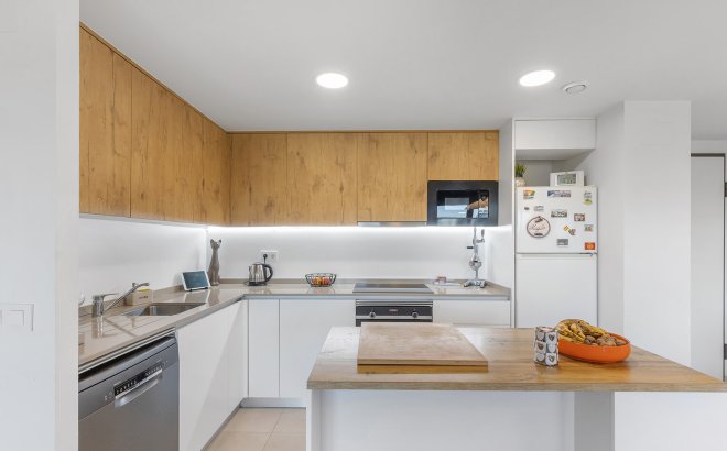 Resale - Apartment -
Torrevieja - Costa Blanca