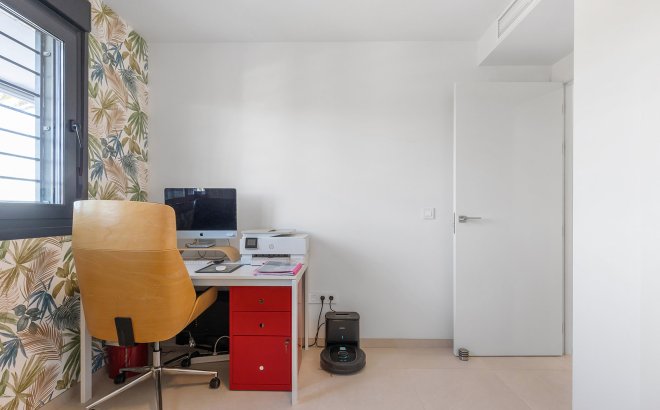 Resale - Apartment -
Torrevieja - Costa Blanca