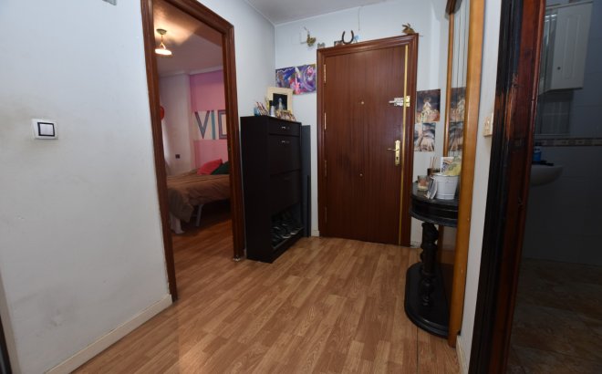 Herverkoop - Appartement -
Torrevieja - Costa Blanca