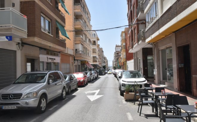 Herverkoop - Appartement -
Torrevieja - Costa Blanca