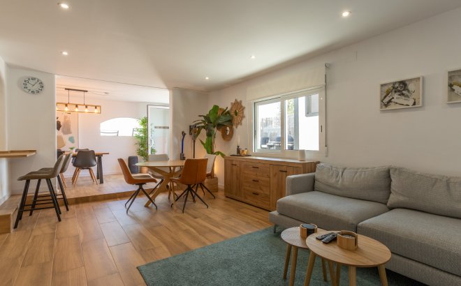 Herverkoop - Villa -
Los Balcones - Costa Blanca