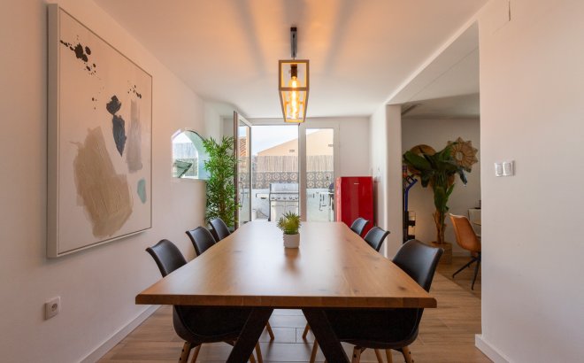 Herverkoop - Villa -
Los Balcones - Costa Blanca