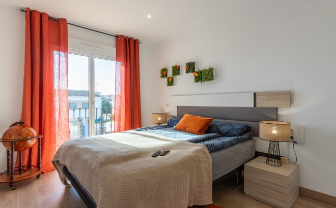 Herverkoop - Villa -
Los Balcones - Costa Blanca