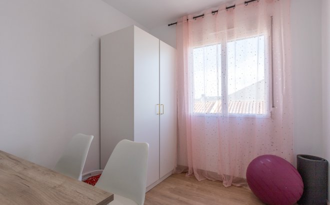 Herverkoop - Villa -
Los Balcones - Costa Blanca