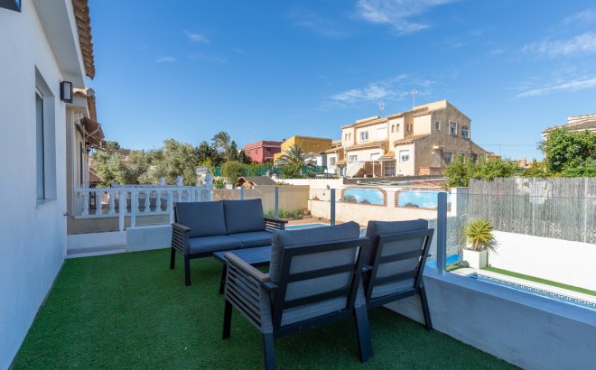Herverkoop - Villa -
Los Balcones - Costa Blanca