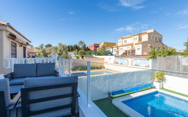 Herverkoop - Villa -
Los Balcones - Costa Blanca
