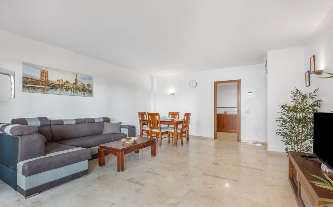 Herverkoop - Appartement -
Torrevieja - Costa Blanca