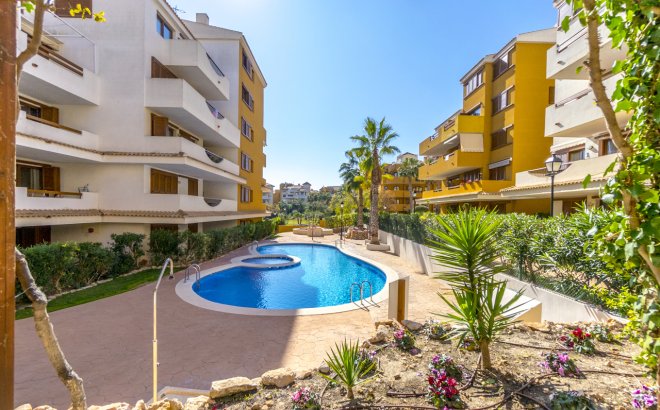 Herverkoop - Appartement -
Torrevieja - Costa Blanca