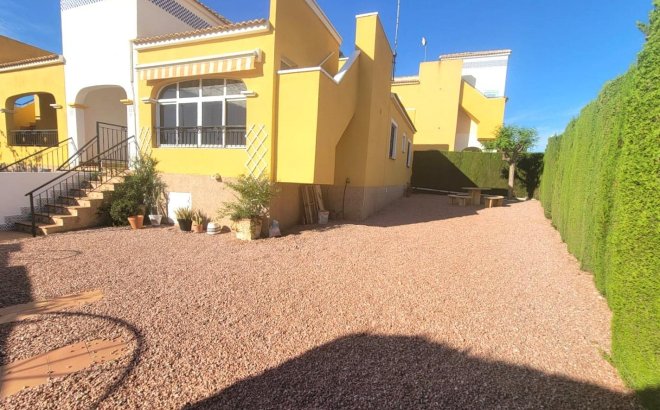 Herverkoop - Town House -
Los Montesinos - Los Montesinos - Urb. La Herrada