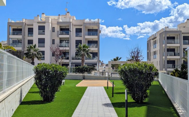 Herverkoop - Penthouse -
Villamartin - Costa Blanca