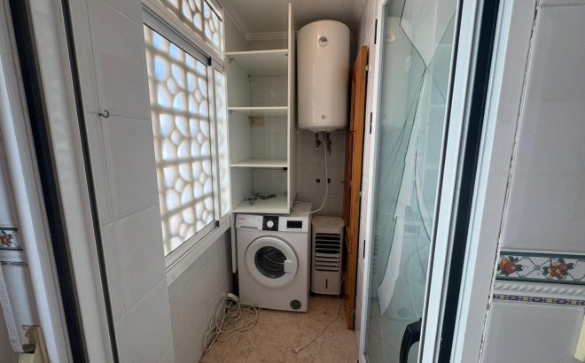 Herverkoop - Appartement -
Torrevieja - Costa Blanca