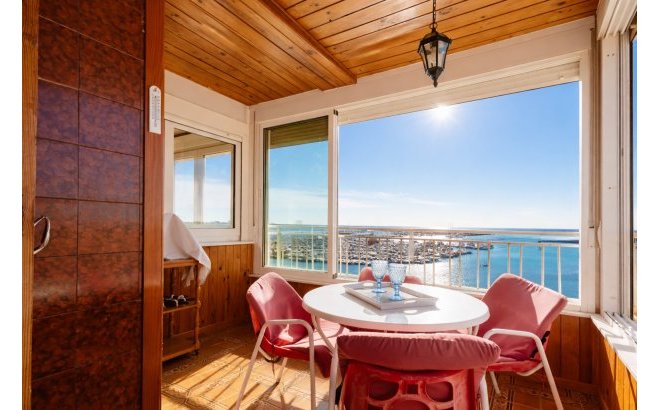 Herverkoop - Appartement -
Torrevieja - Costa Blanca