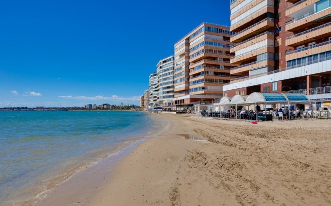 Herverkoop - Appartement -
Torrevieja - Costa Blanca