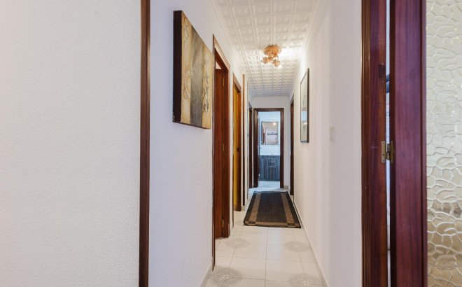 Herverkoop - Appartement -
Torrevieja - Costa Blanca