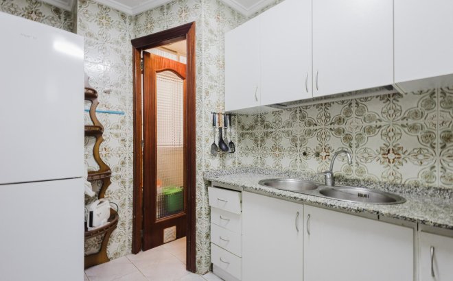 Herverkoop - Appartement -
Torrevieja - Costa Blanca