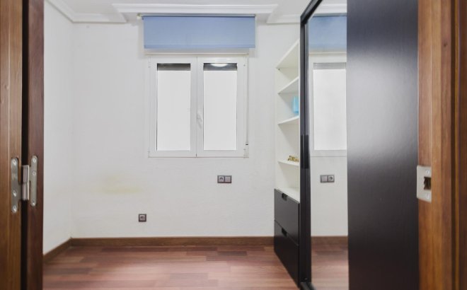 Herverkoop - Appartement -
Torrevieja - Costa Blanca