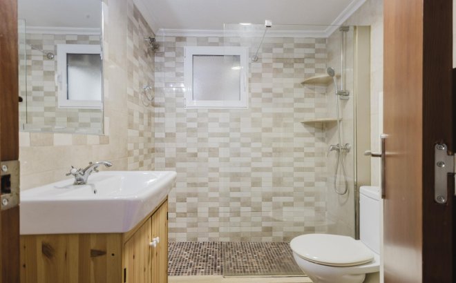 Herverkoop - Appartement -
Torrevieja - Costa Blanca