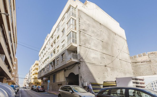 Herverkoop - Appartement -
Torrevieja - Costa Blanca