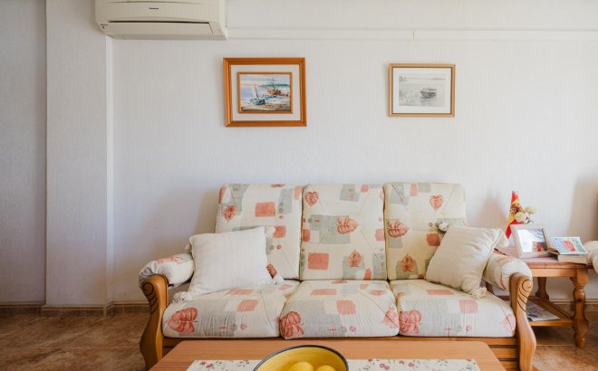 Herverkoop - Appartement -
Torrevieja - Costa Blanca