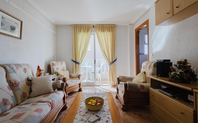 Herverkoop - Appartement -
Torrevieja - Costa Blanca