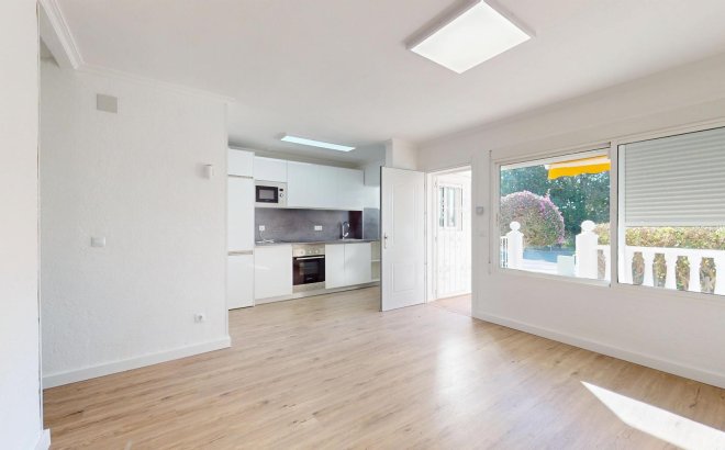 Herverkoop - Bungalow -
Orihuela Costa - Costa Blanca