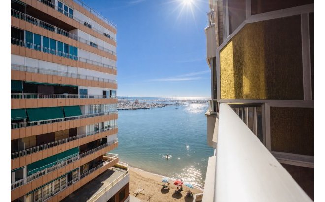 Herverkoop - Appartement -
Torrevieja - Costa Blanca
