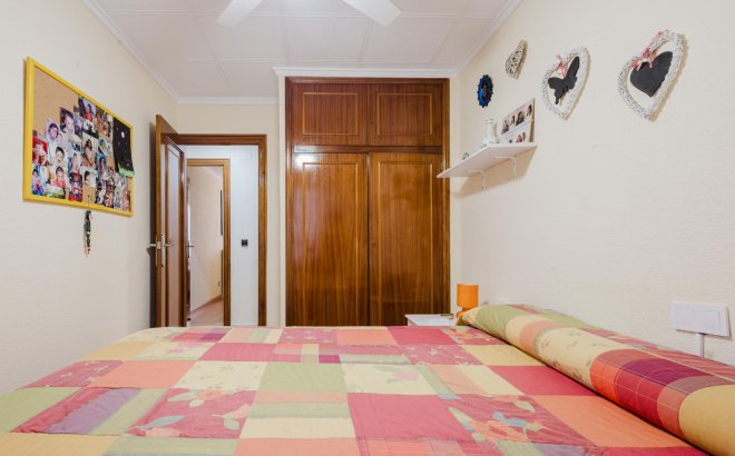 Herverkoop - Appartement -
Torrevieja - Costa Blanca