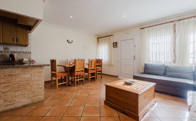 Herverkoop - Bungalow -
Torrevieja - Costa Blanca