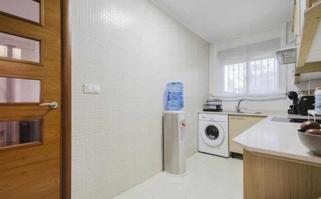 Herverkoop - Villa -
Torrevieja - Costa Blanca