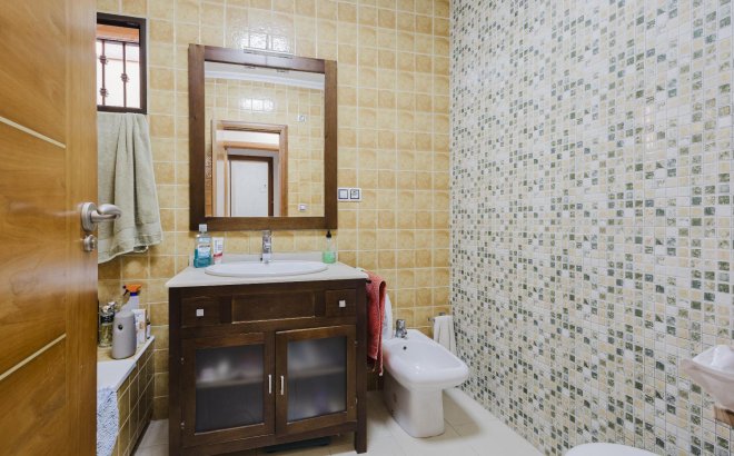 Herverkoop - Villa -
Torrevieja - Costa Blanca