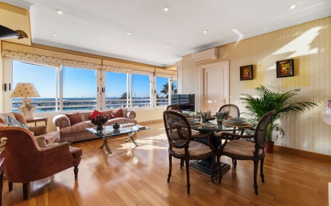 Herverkoop - Appartement -
Torrevieja - Costa Blanca