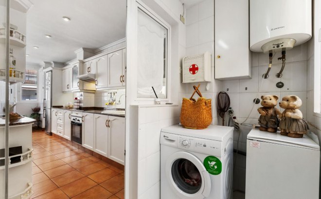 Herverkoop - Appartement -
Torrevieja - Costa Blanca